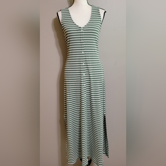 FRNCH Dresses & Skirts - FRNCH Ribbed Maxi Dress